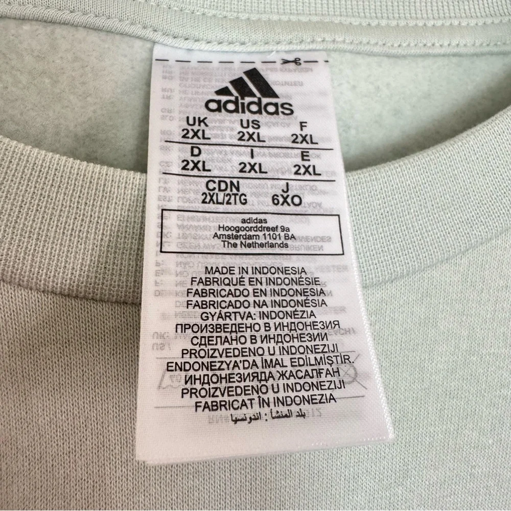 Adidas Essentials Fleece Sweatshirt in Linen Green